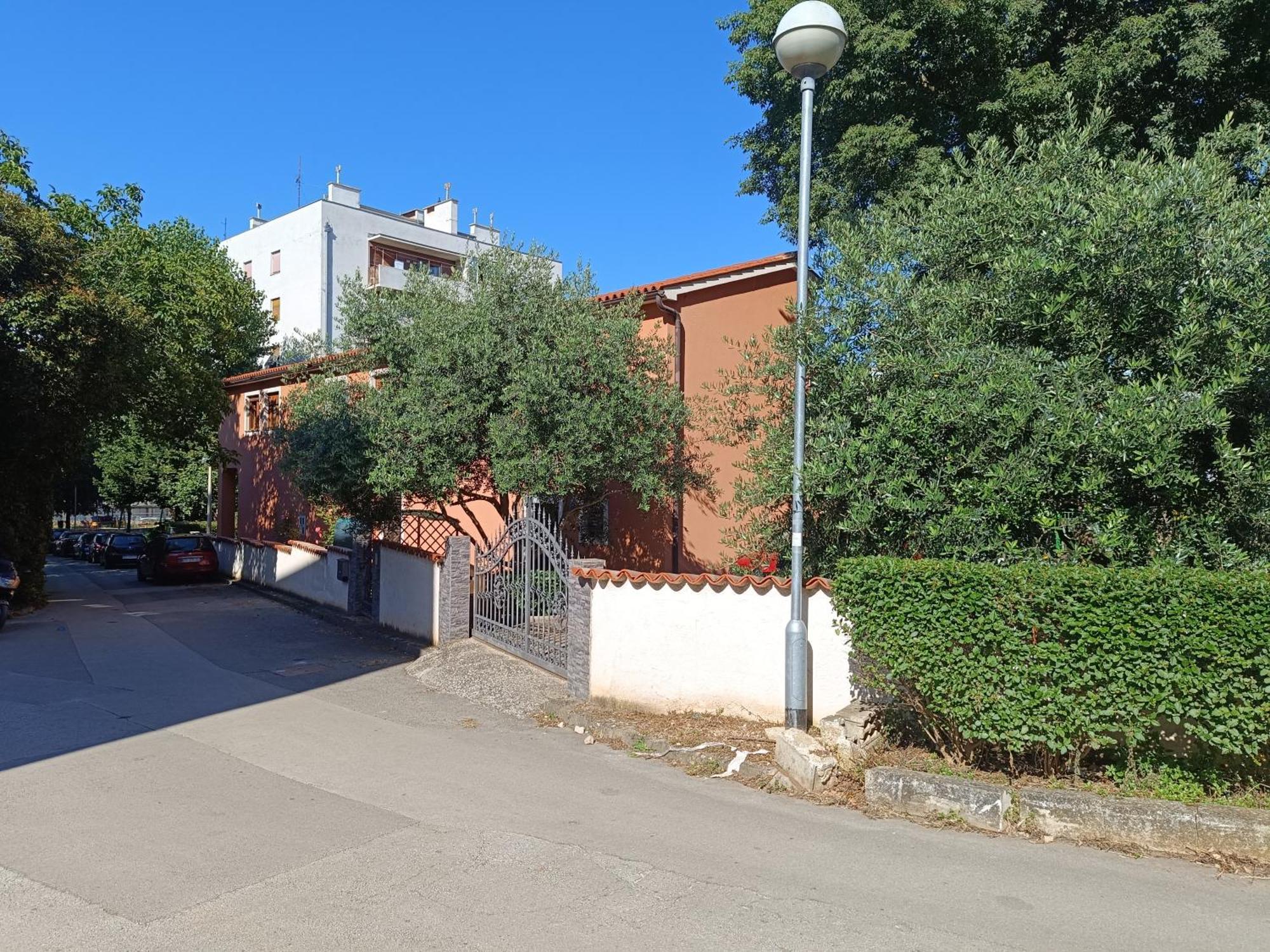 Villa Helena Pula Buitenkant foto